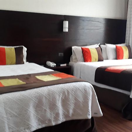 Hl Hotel Low Cost Сантяго Екстериор снимка