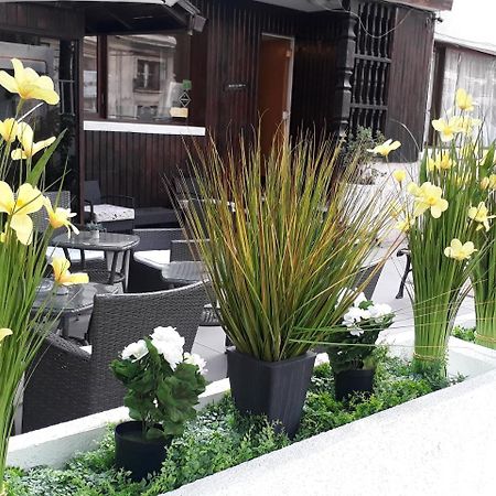 Hl Hotel Low Cost Сантяго Екстериор снимка