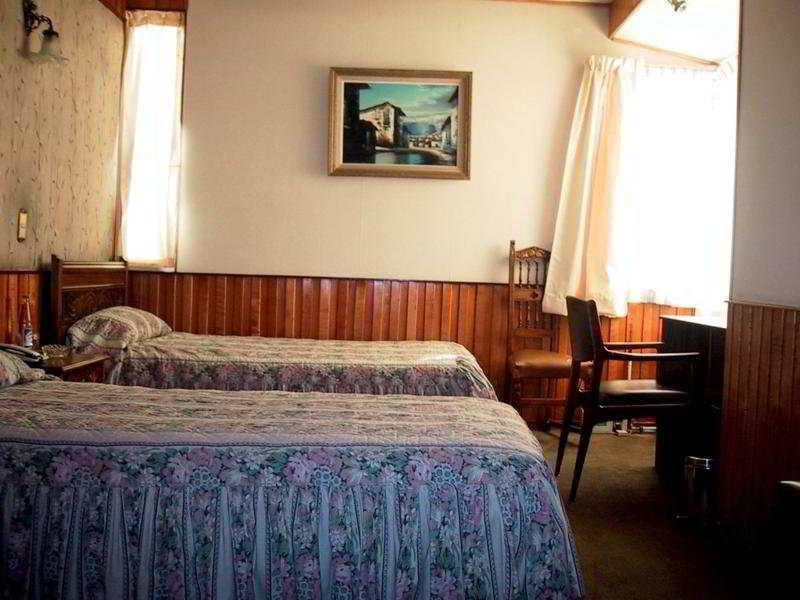 Hl Hotel Low Cost Сантяго Екстериор снимка