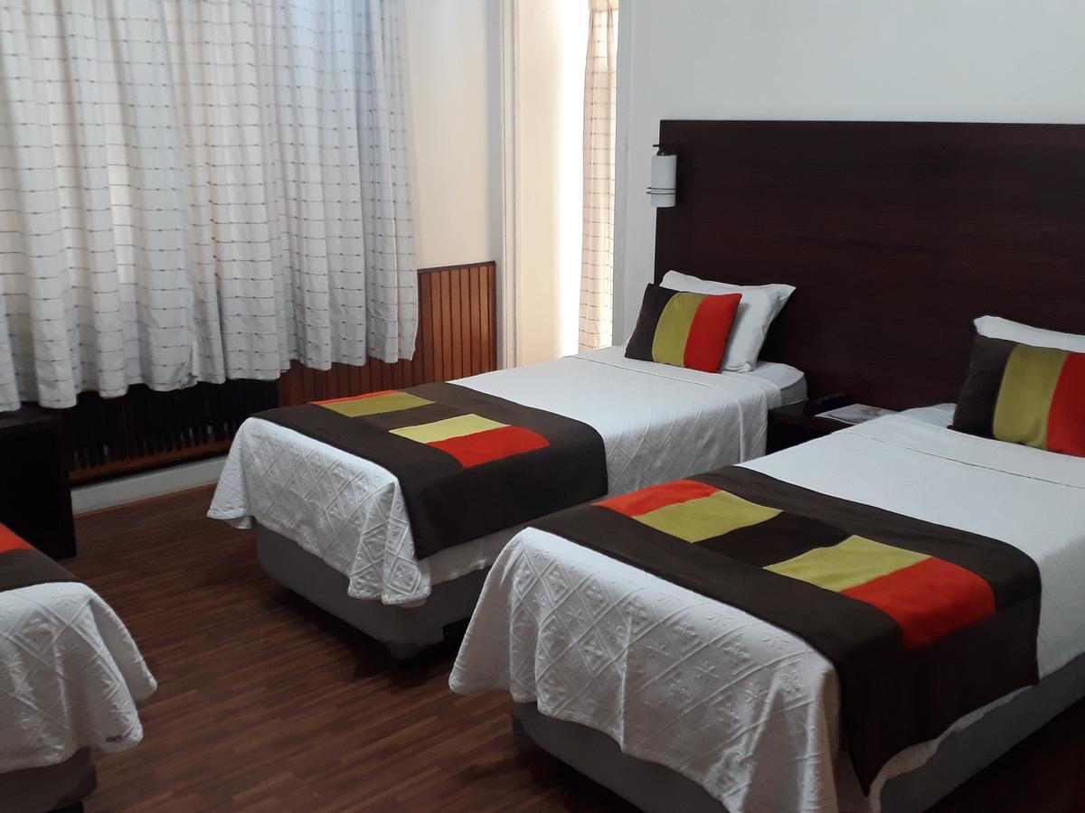 Hl Hotel Low Cost Сантяго Екстериор снимка